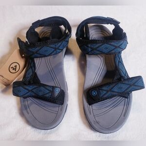 Atika Mens Outdoor Sandals Size 7 NWT